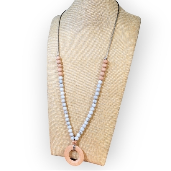 Bella Tunno Teething Necklace Jewelry for Mom and Baby Silicone Beads Breakaway - Picture 16 of 16